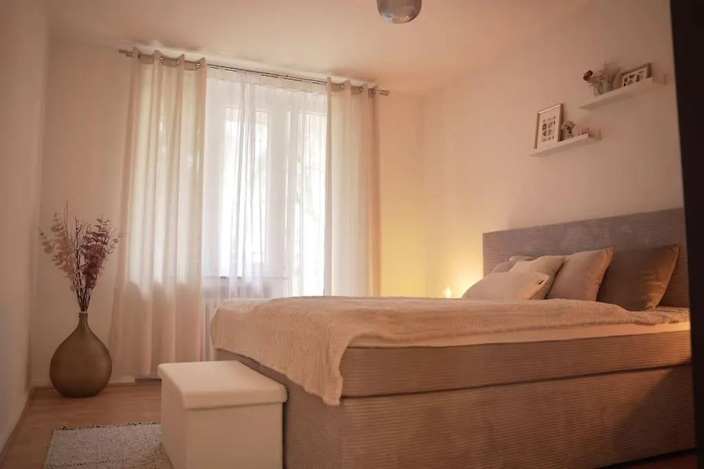 *Top Apartment * Beliebte Lage* In Duesseldorf Germany